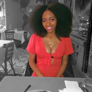 Meet your Posher, Allyshia